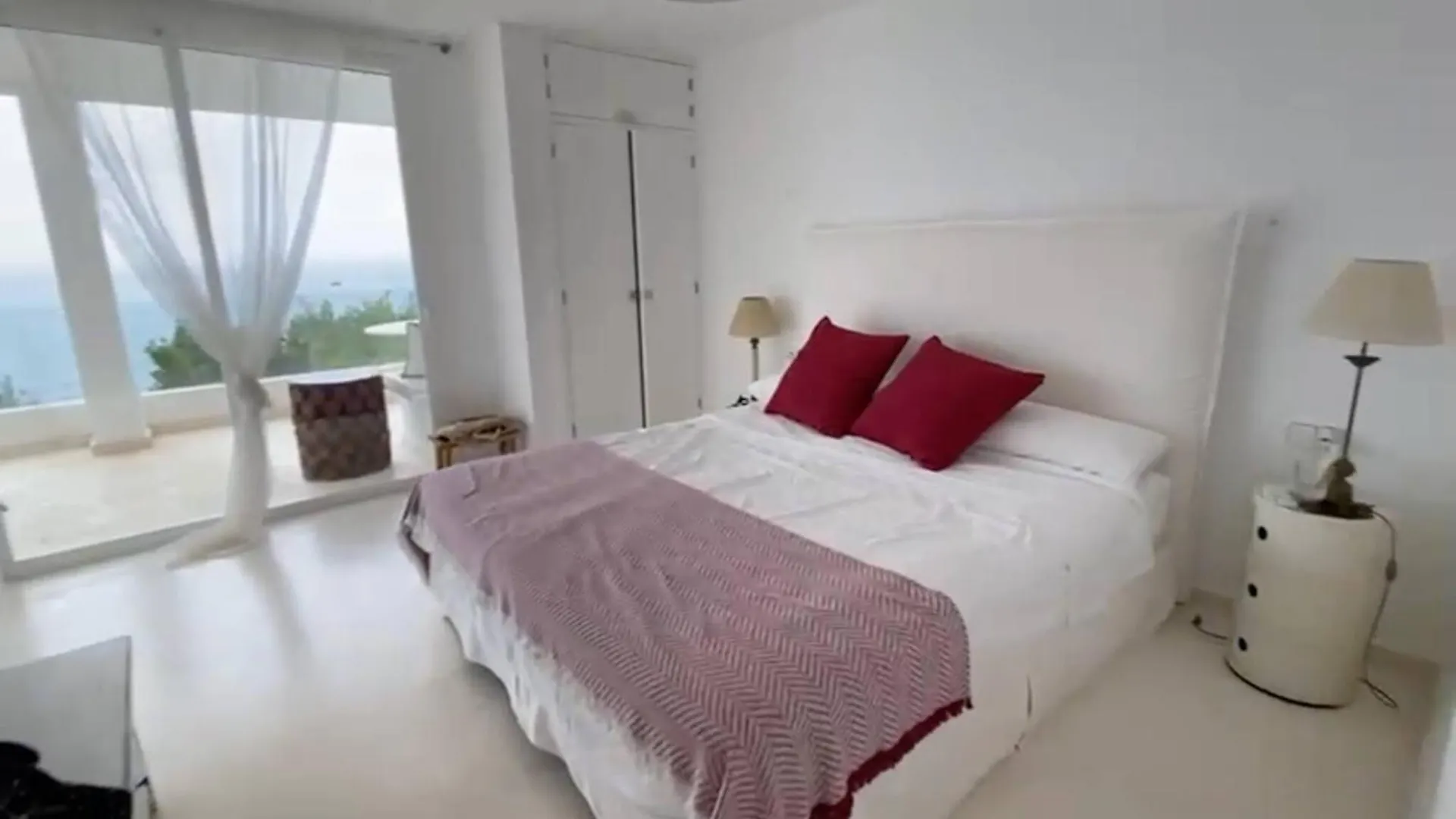 Villa De Lujo En Ibiza Roca Llisa Apartment